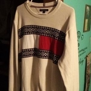 Tommy Hilfiger sweater